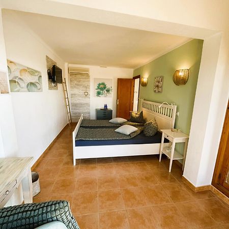 Agroturismo S Hort De Can Carrio Ag226 Ses Salines  Exterior foto